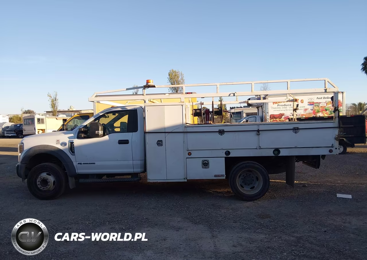 2019 Ford F-550 Chassis Xl VIN:1FDUF5GT9KDA11678 - 14