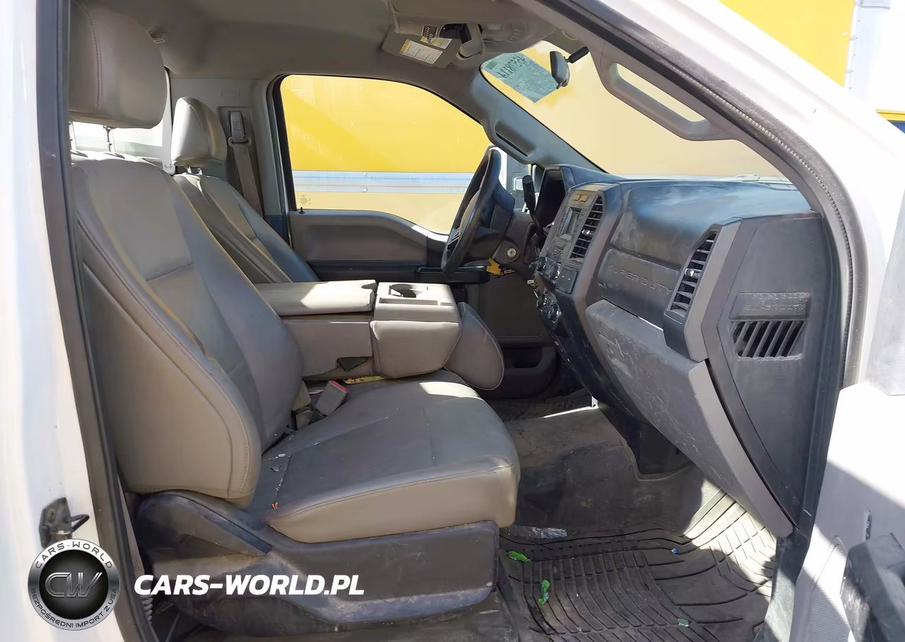 2019 Ford F-550 Chassis Xl VIN:1FDUF5GT9KDA11678 - 5
