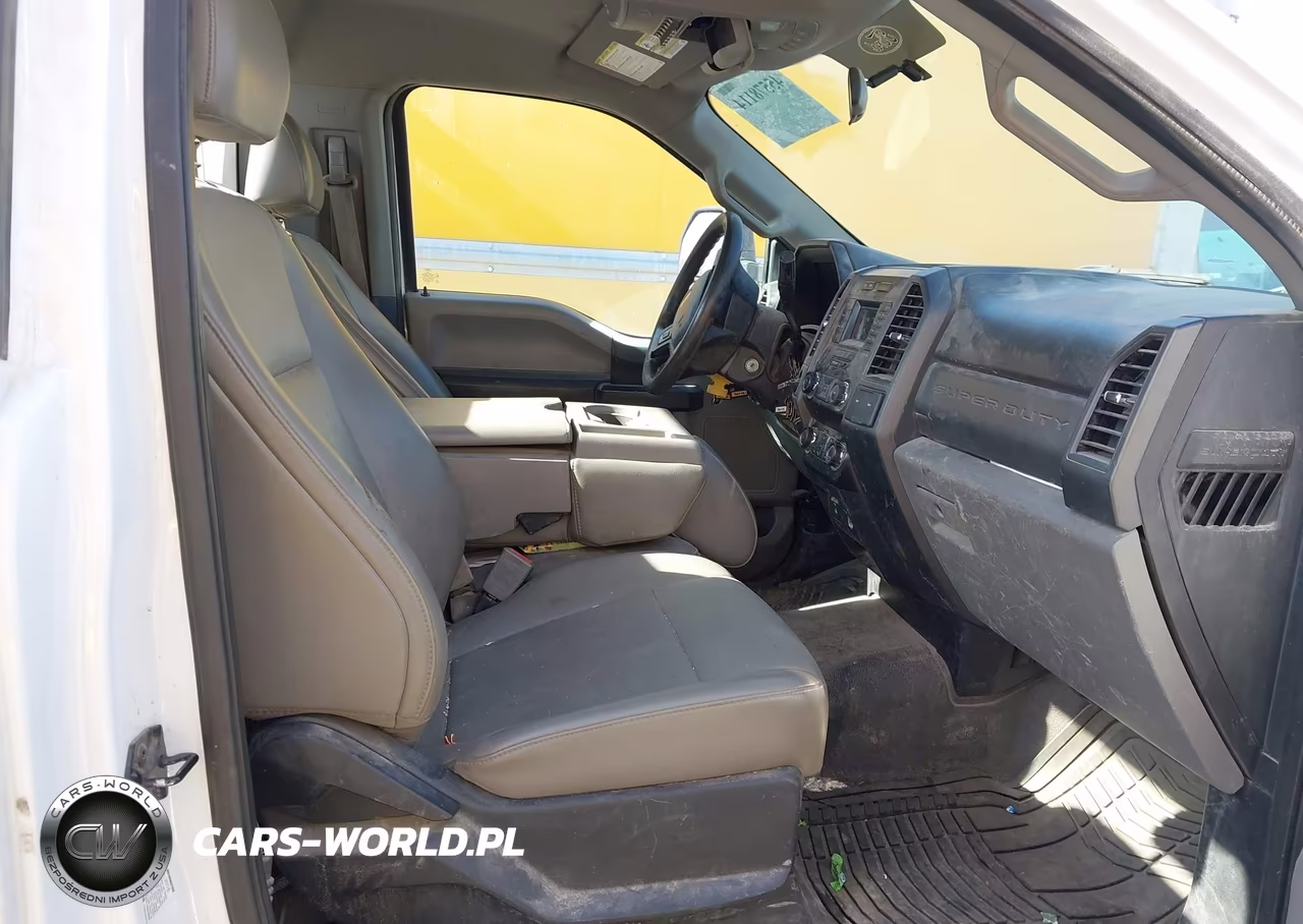 2019 Ford F-550 Chassis Xl VIN:1FDUF5GT9KDA11678 - 8