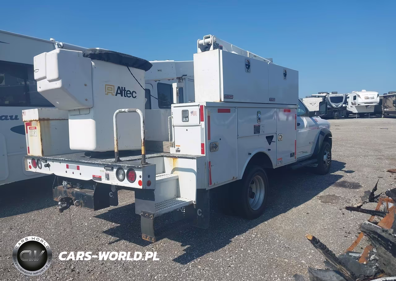 2019 Ram 5500 Chassis Tradesman-Slt VIN:3C7WRNAL3KG521253 - 4