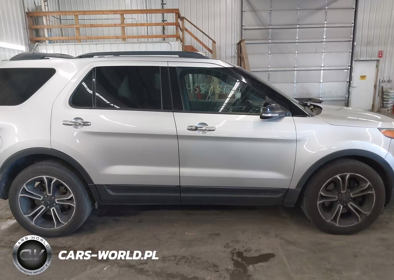 2013 Ford Explorer Sport VIN:1FM5K8GT9DGC15027 - 13