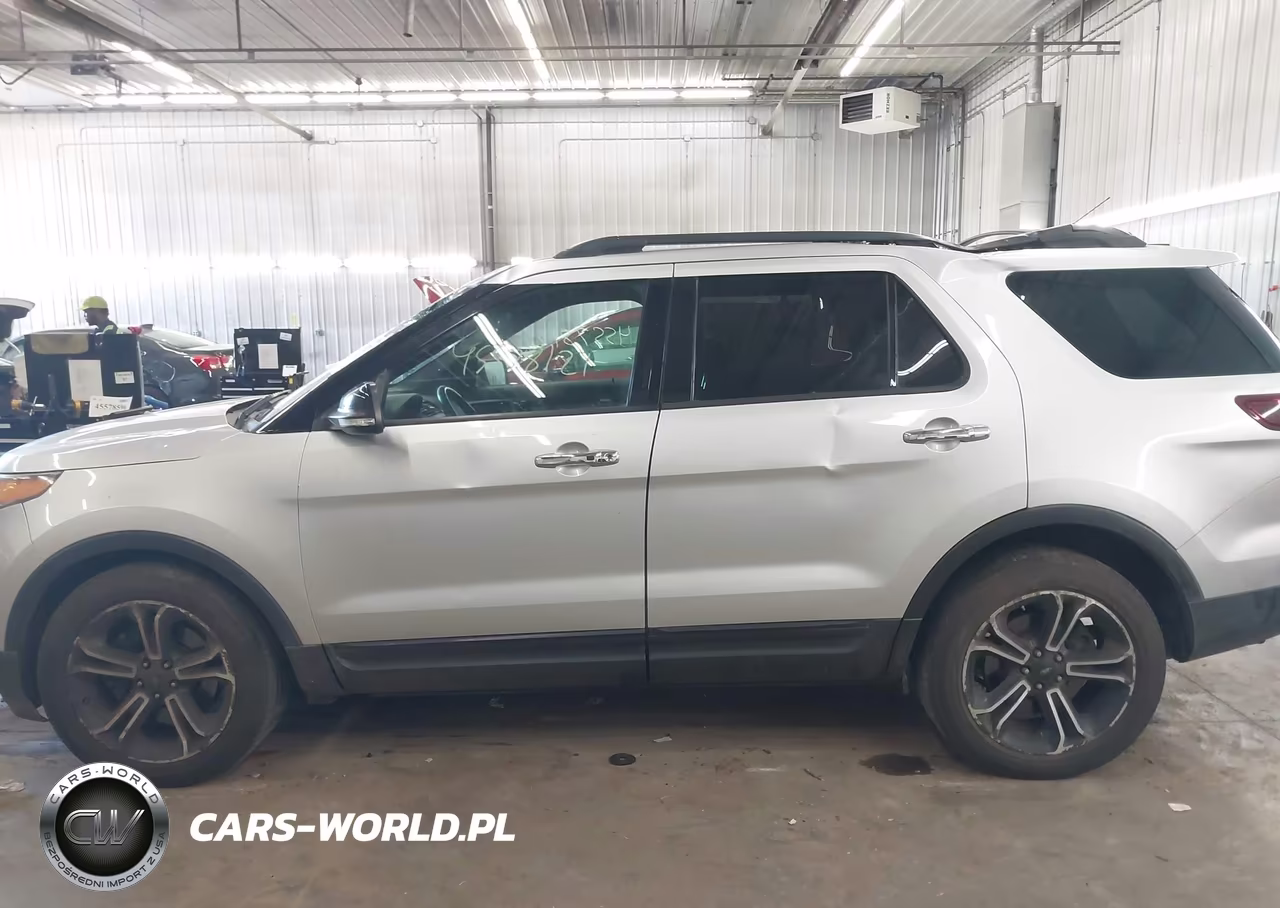 2013 Ford Explorer Sport VIN:1FM5K8GT9DGC15027 - 14