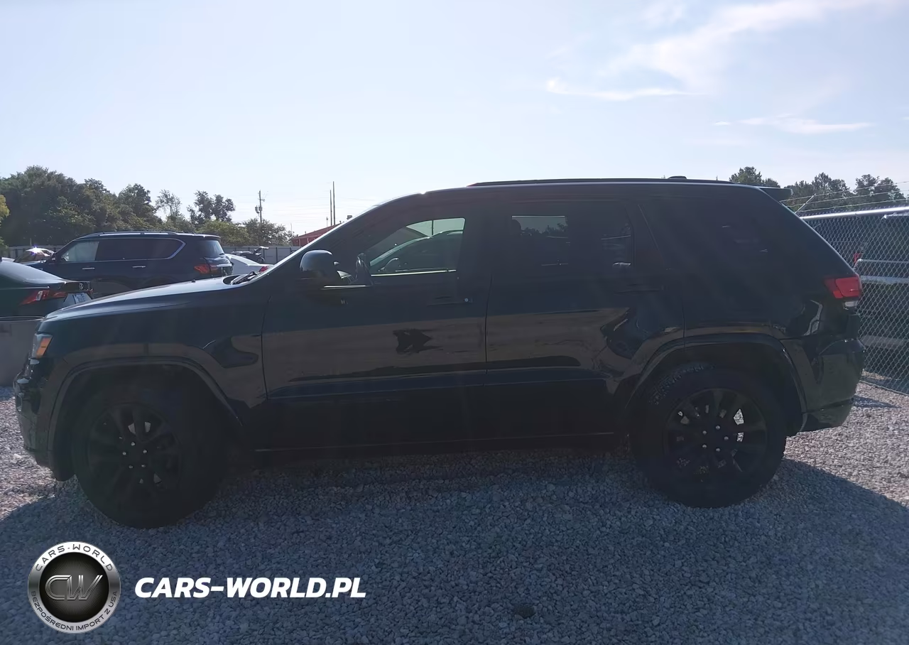 2017 Jeep Grand Cherokee Altitude VIN:1C4RJEAG4HC761783 - 13