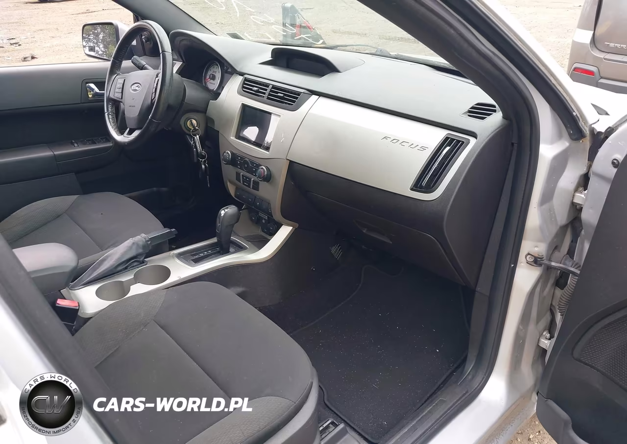 2010 Ford Focus Ses VIN:1FAHP3GN1AW284972 - 5
