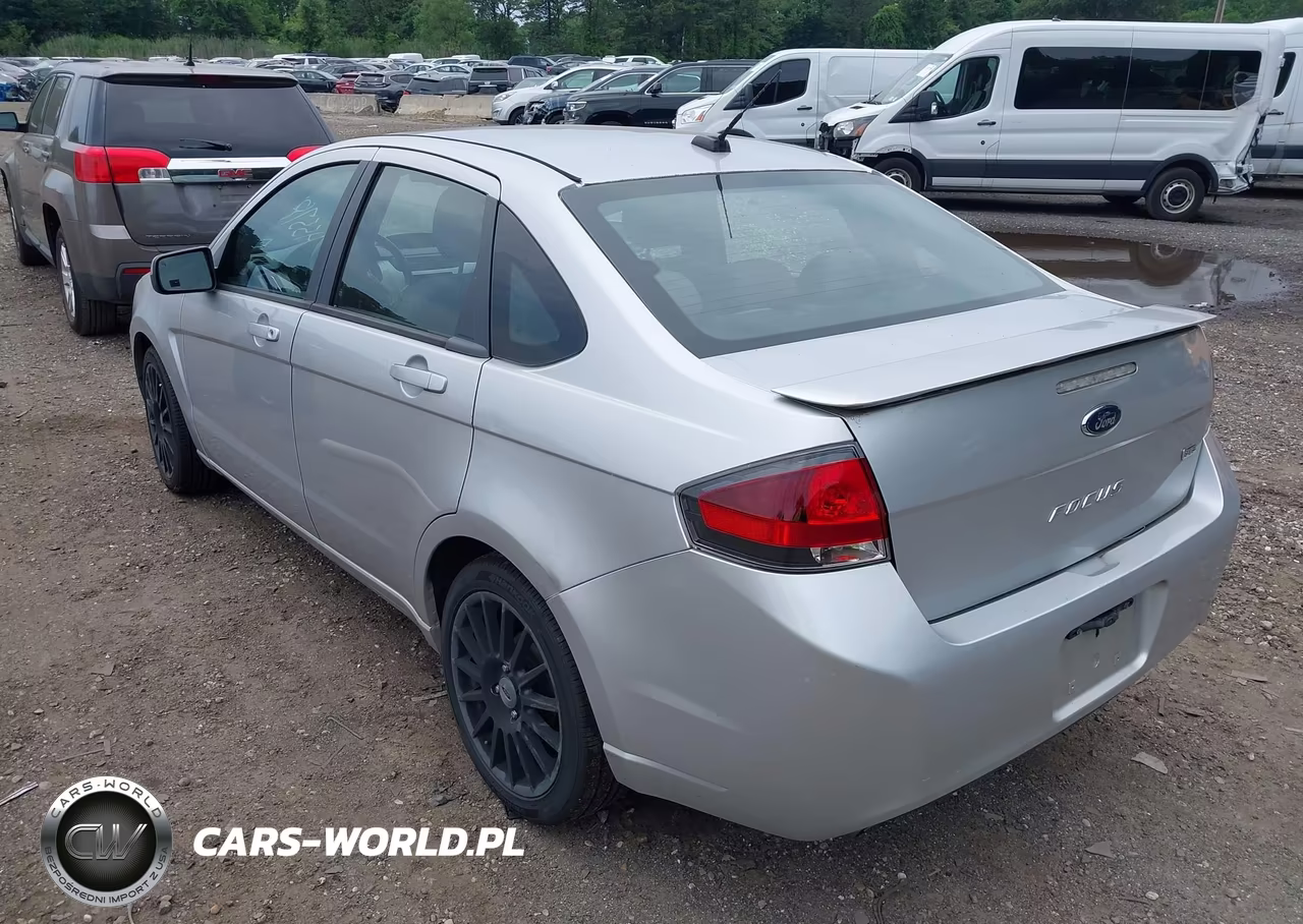 2010 Ford Focus Ses VIN:1FAHP3GN1AW284972 - 6