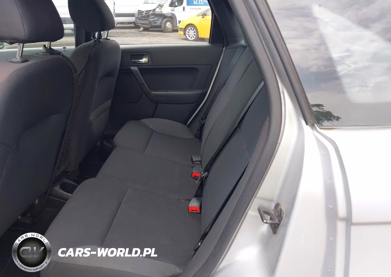 2010 Ford Focus Ses VIN:1FAHP3GN1AW284972 - 8