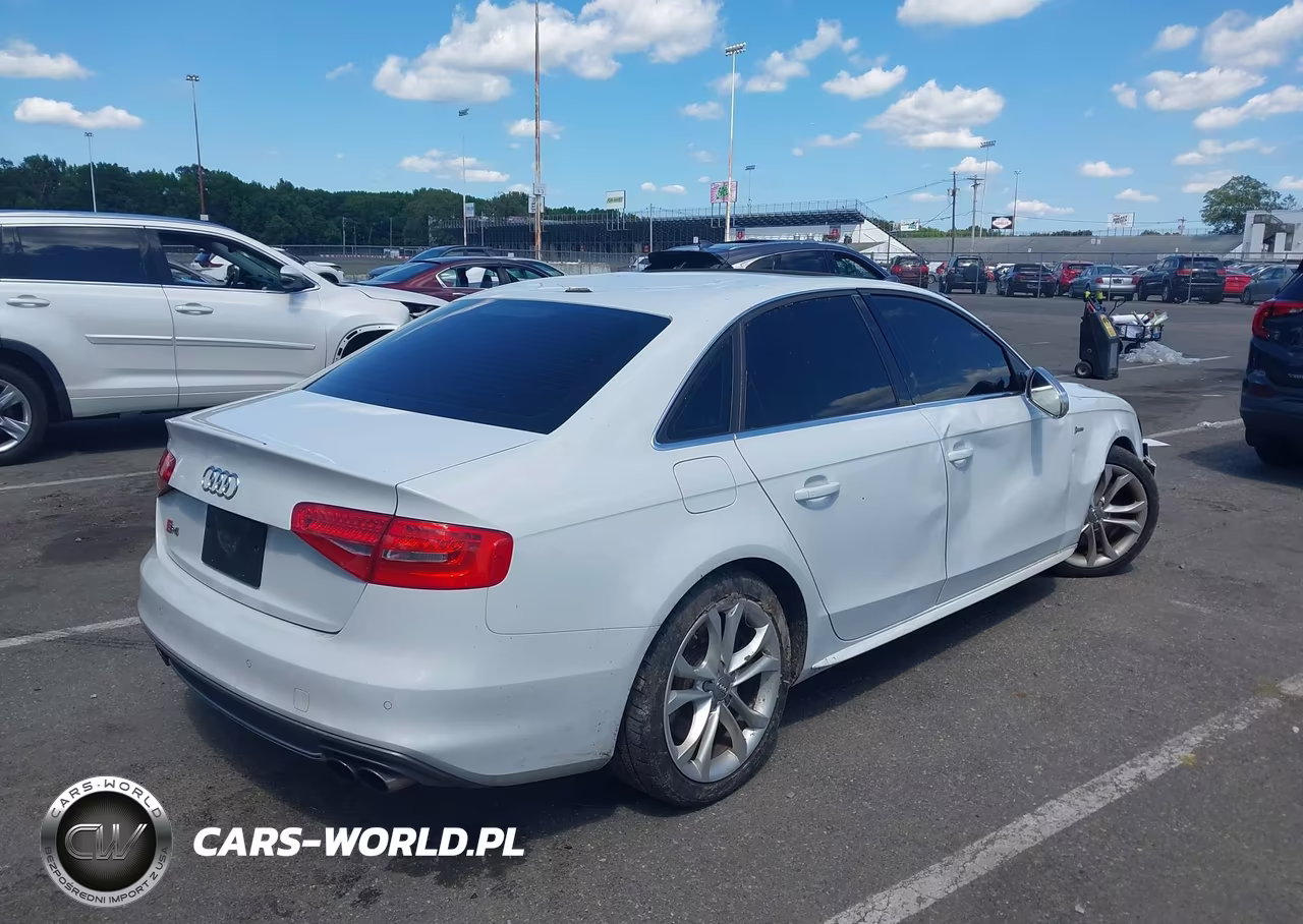 2014 Audi S4 3.0T Premium Plus VIN:WAUBGAFL2EA029557 - 4