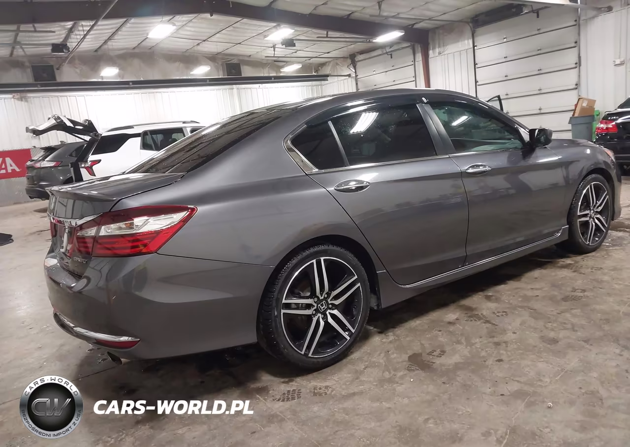 2017 Honda Accord Sport VIN:1HGCR2F56HA200454 - 4