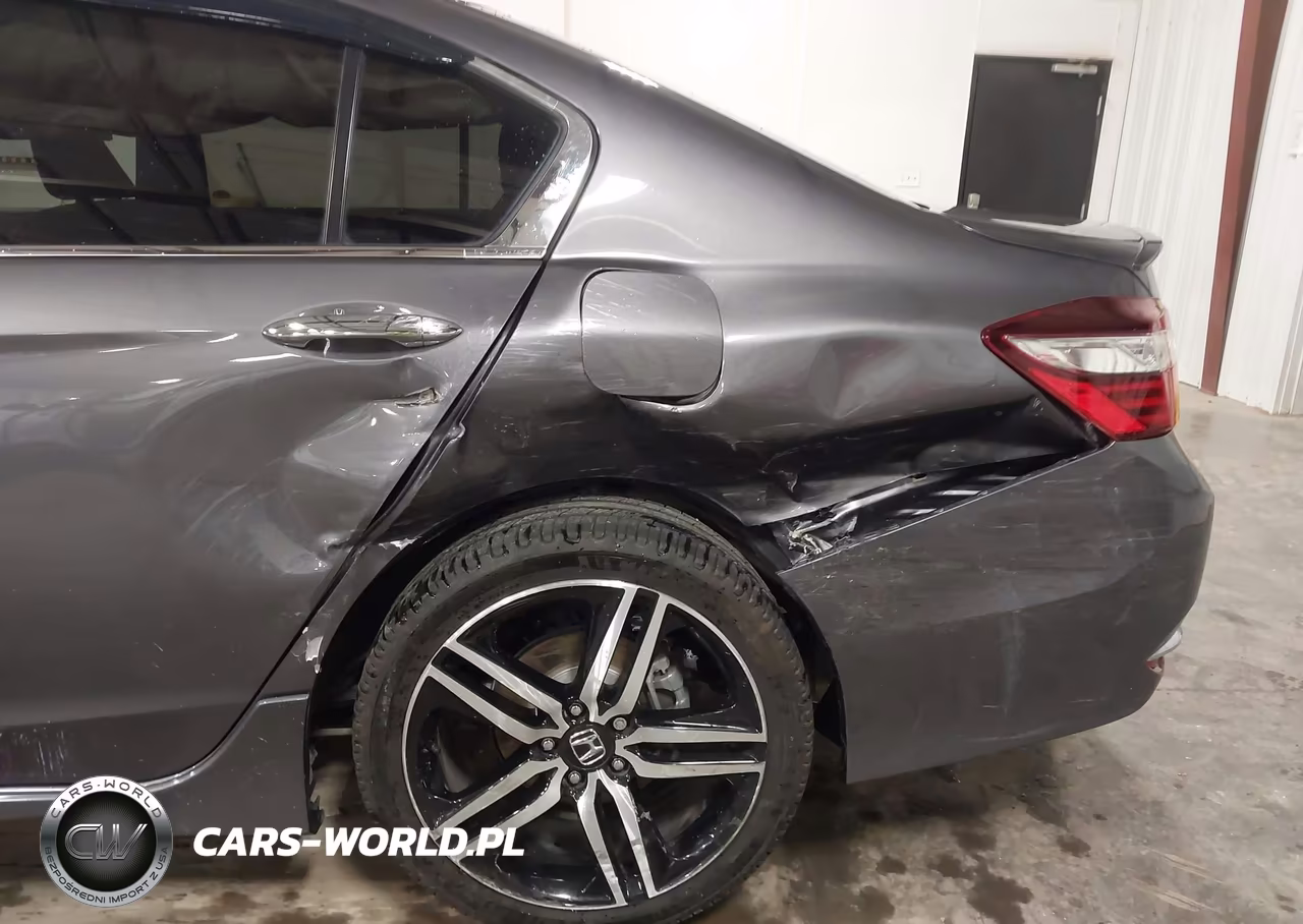 2017 Honda Accord Sport VIN:1HGCR2F56HA200454 - 6