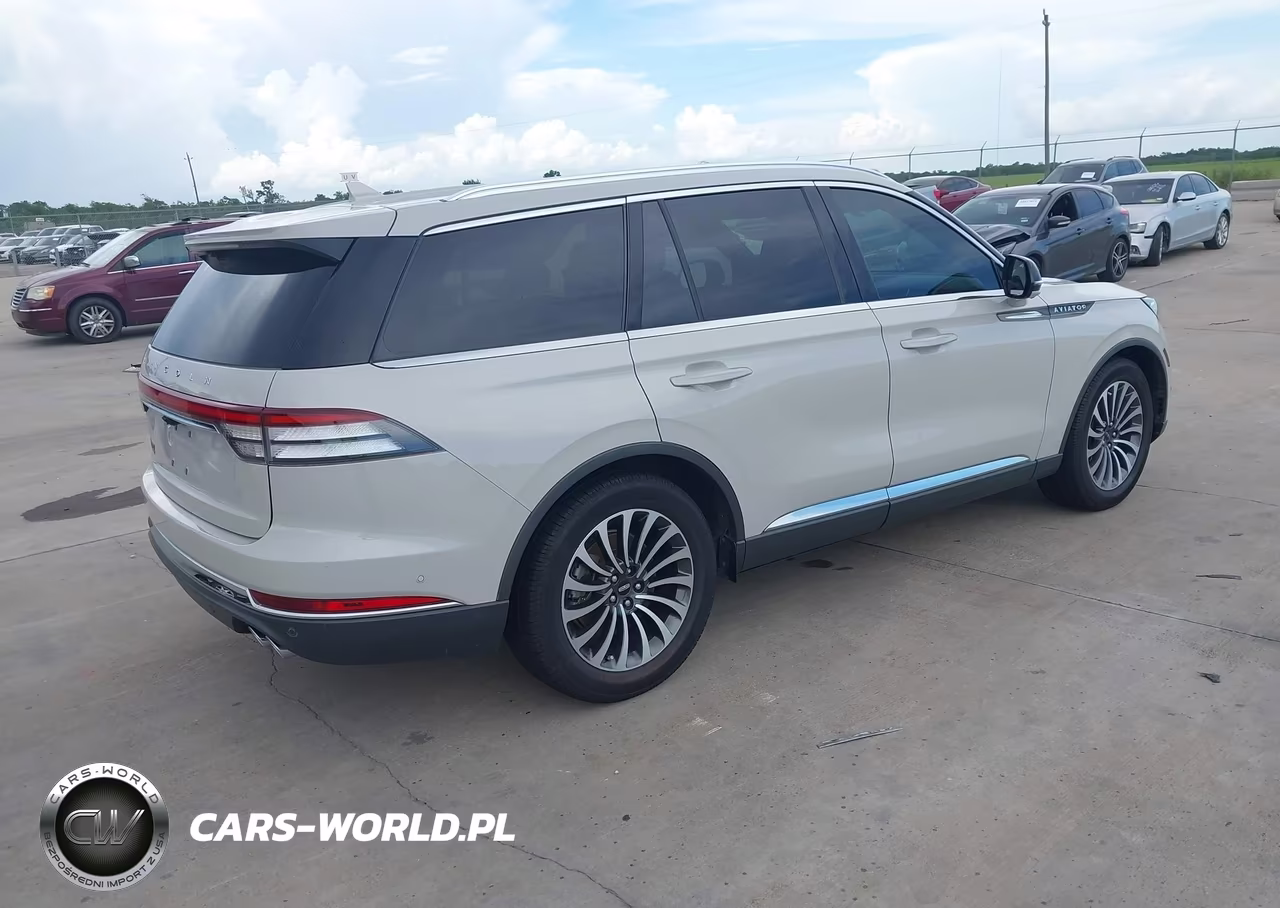 2020 Lincoln Aviator Reserve VIN:5LM5J7WC3LGL05817 - 4