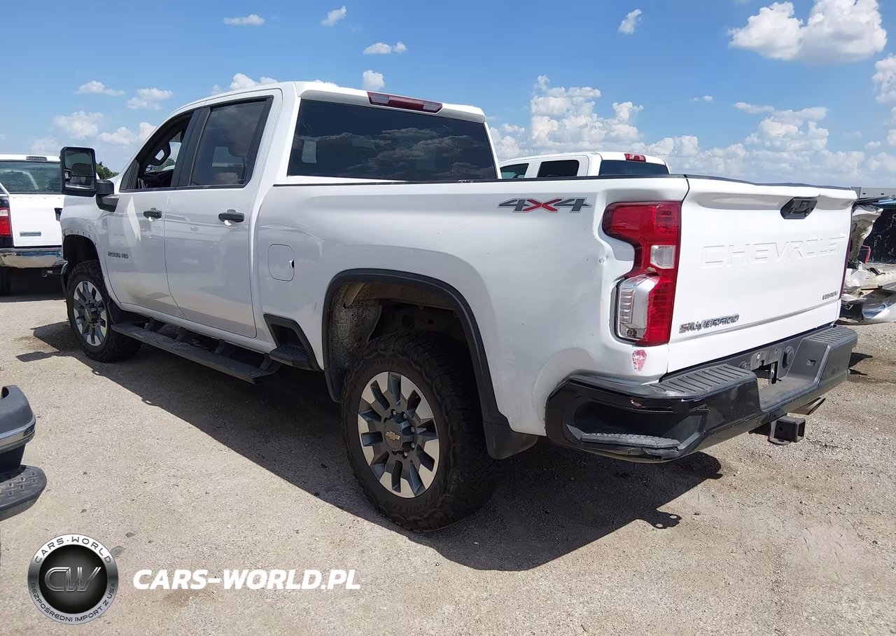2022 Chevrolet Silverado 2500Hd 4Wd Standard Bed Custom VIN:1GC1YME70NF109900 - 3