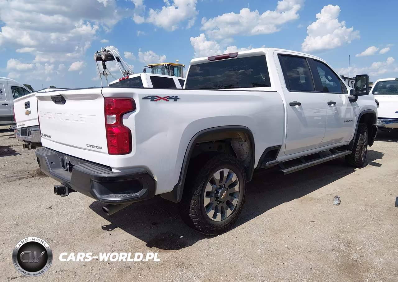 2022 Chevrolet Silverado 2500Hd 4Wd Standard Bed Custom VIN:1GC1YME70NF109900 - 4