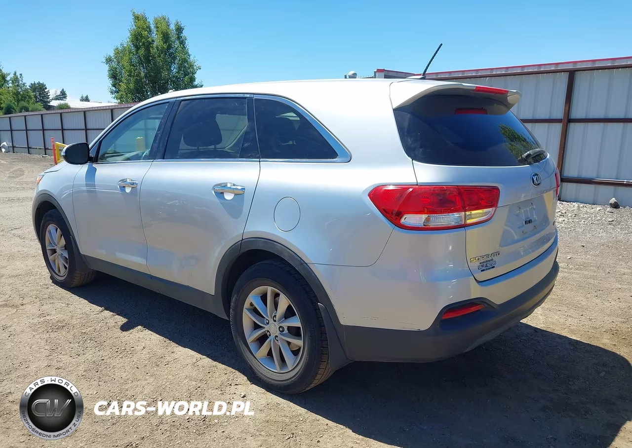2016 Kia Sorento 2.4L L VIN:5XYPG4A31GG002404 - 3