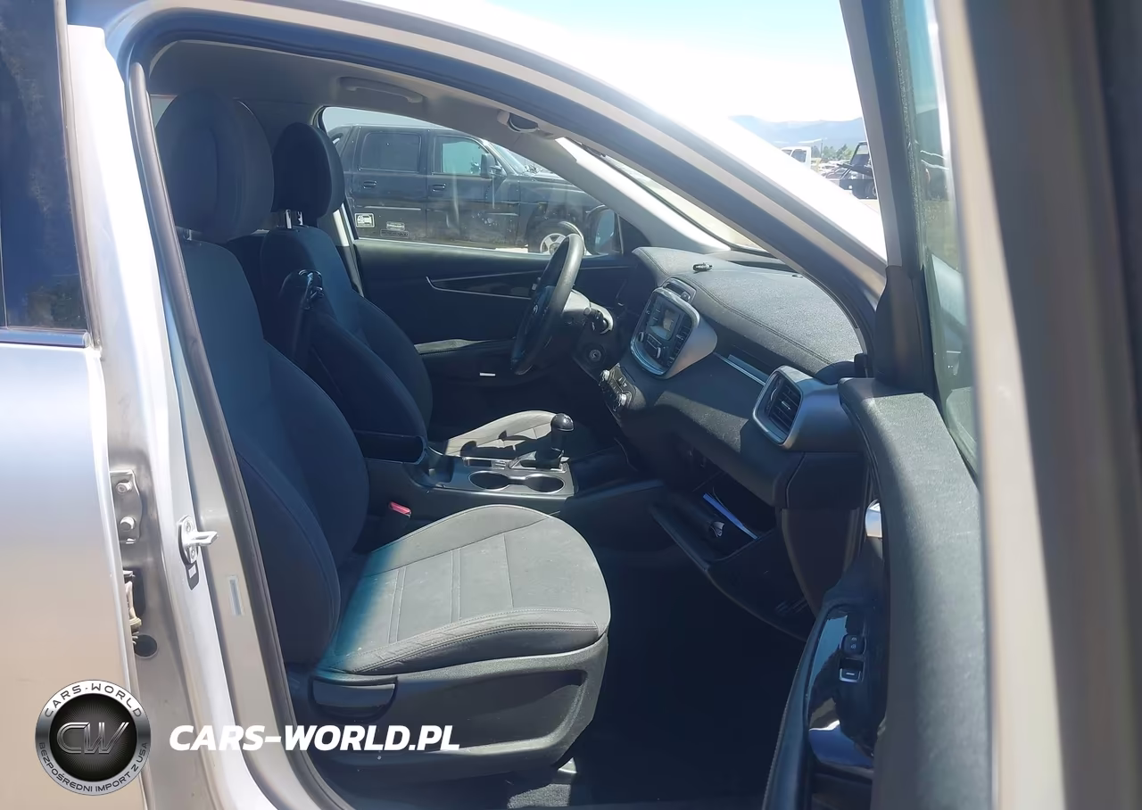 2016 Kia Sorento 2.4L L VIN:5XYPG4A31GG002404 - 5