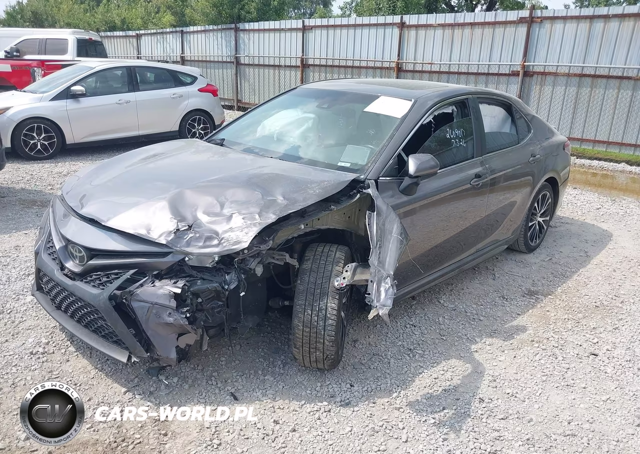 2018 Toyota Camry Se VIN:4T1B11HK4JU011218 - 2