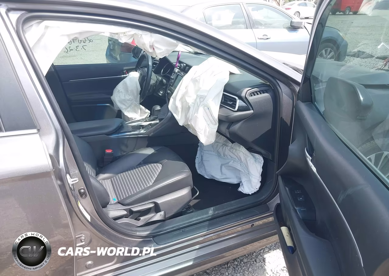 2018 Toyota Camry Se VIN:4T1B11HK4JU011218 - 5