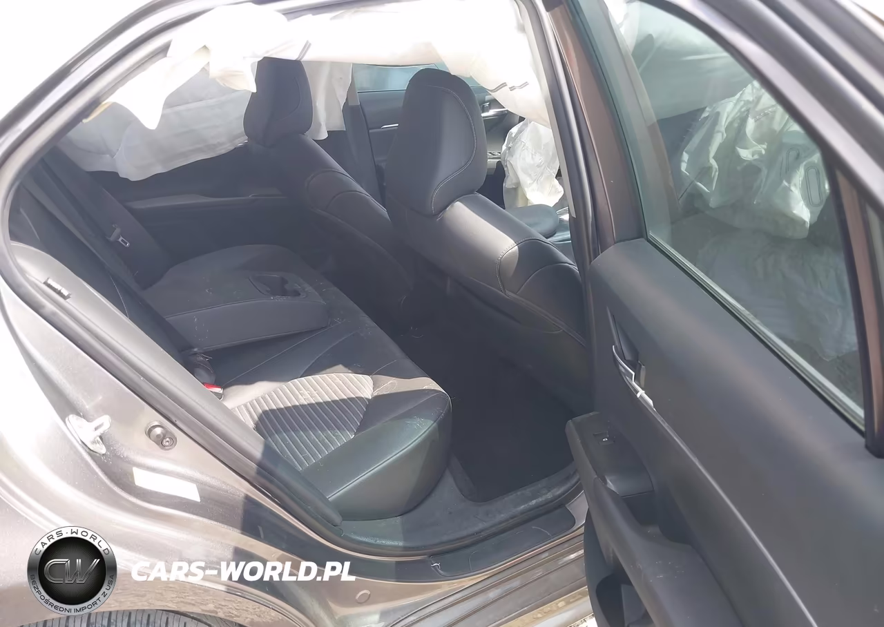 2018 Toyota Camry Se VIN:4T1B11HK4JU011218 - 8