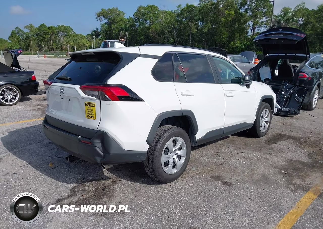 2019 Toyota Rav4 Le VIN:2T3H1RFV2KW040151 - 4