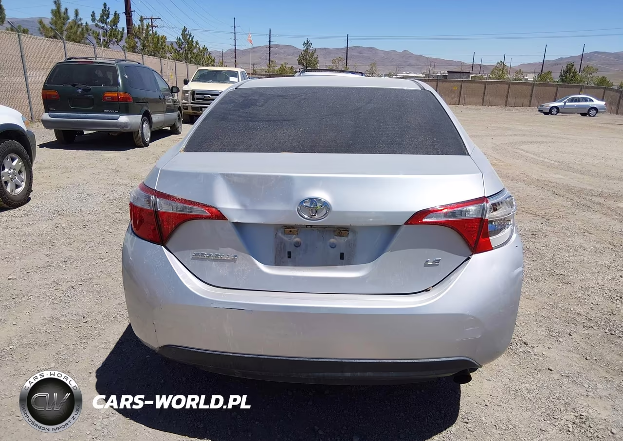 2016 Toyota Corolla Le VIN:5YFBURHE9GP450831 - 16