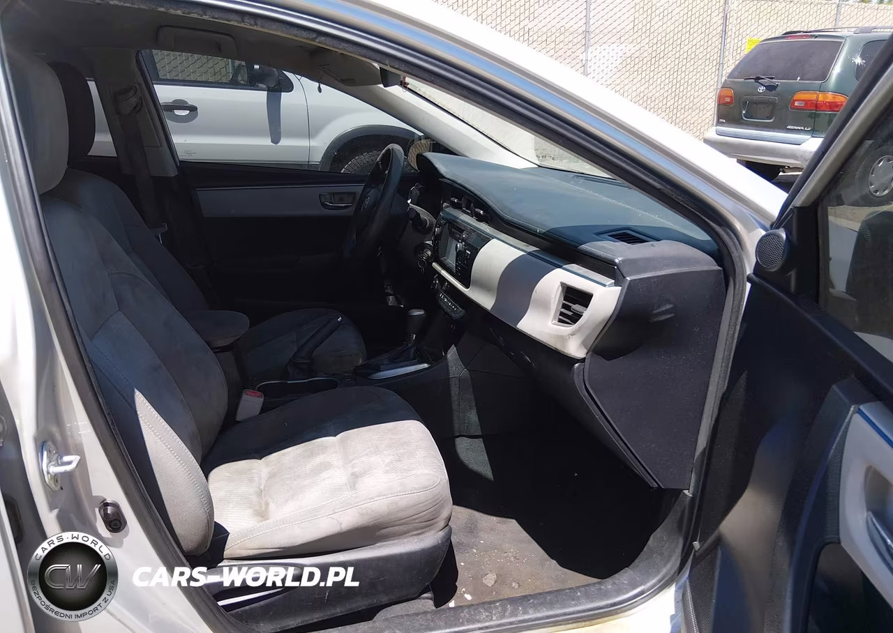 2016 Toyota Corolla Le VIN:5YFBURHE9GP450831 - 5