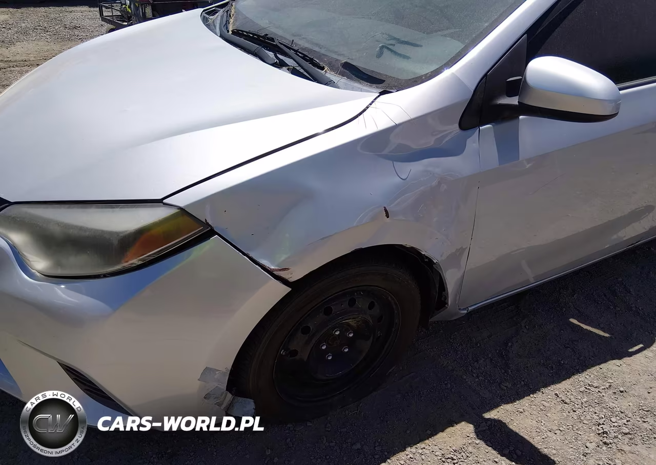 2016 Toyota Corolla Le VIN:5YFBURHE9GP450831 - 6
