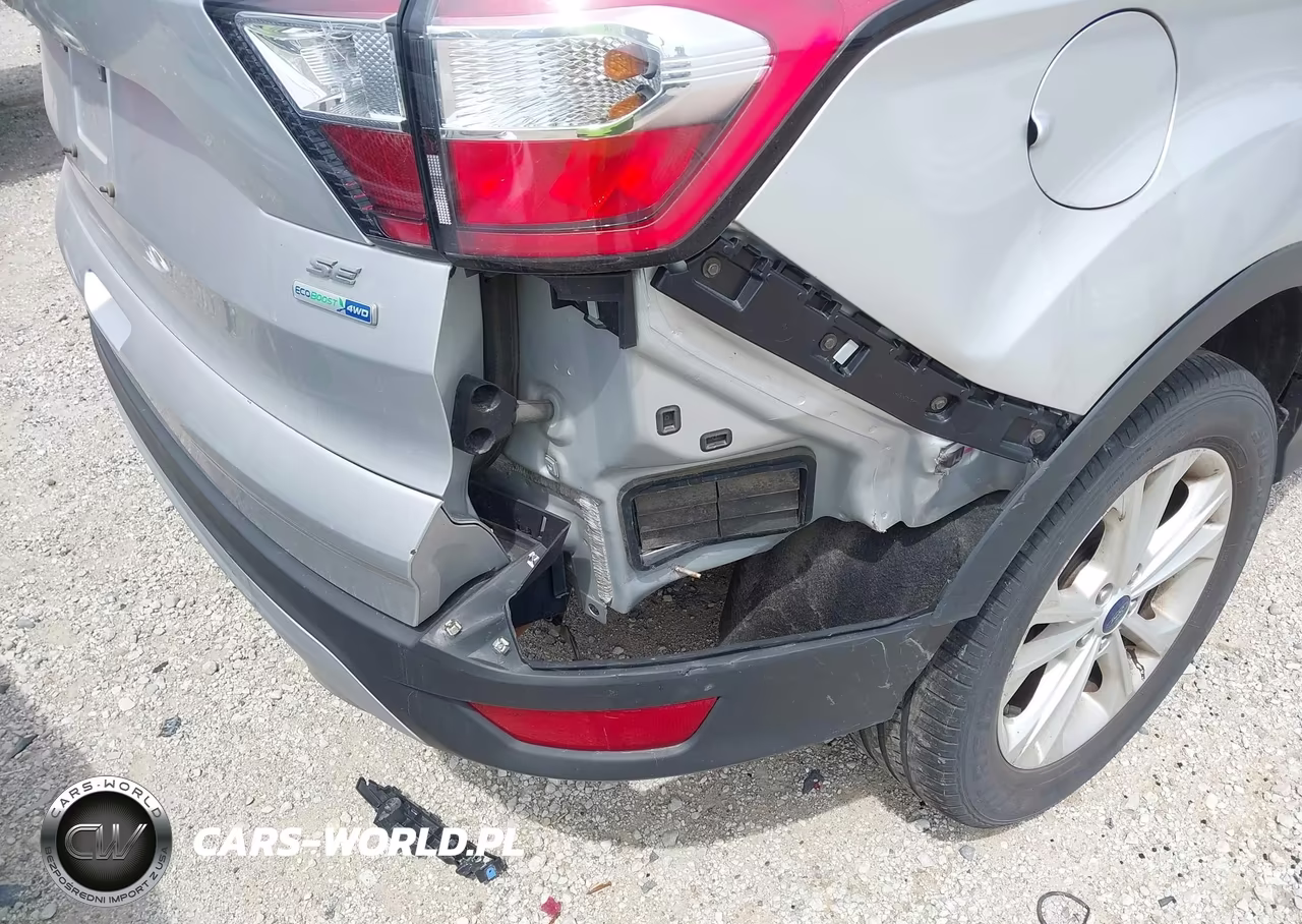 2018 Ford Escape Se VIN:1FMCU9GD7JUA86735 - 6