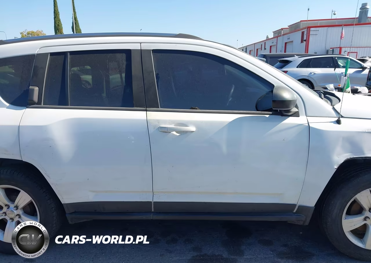 2014 Jeep Compass Sport VIN:1C4NJCBA9ED651699 - 13