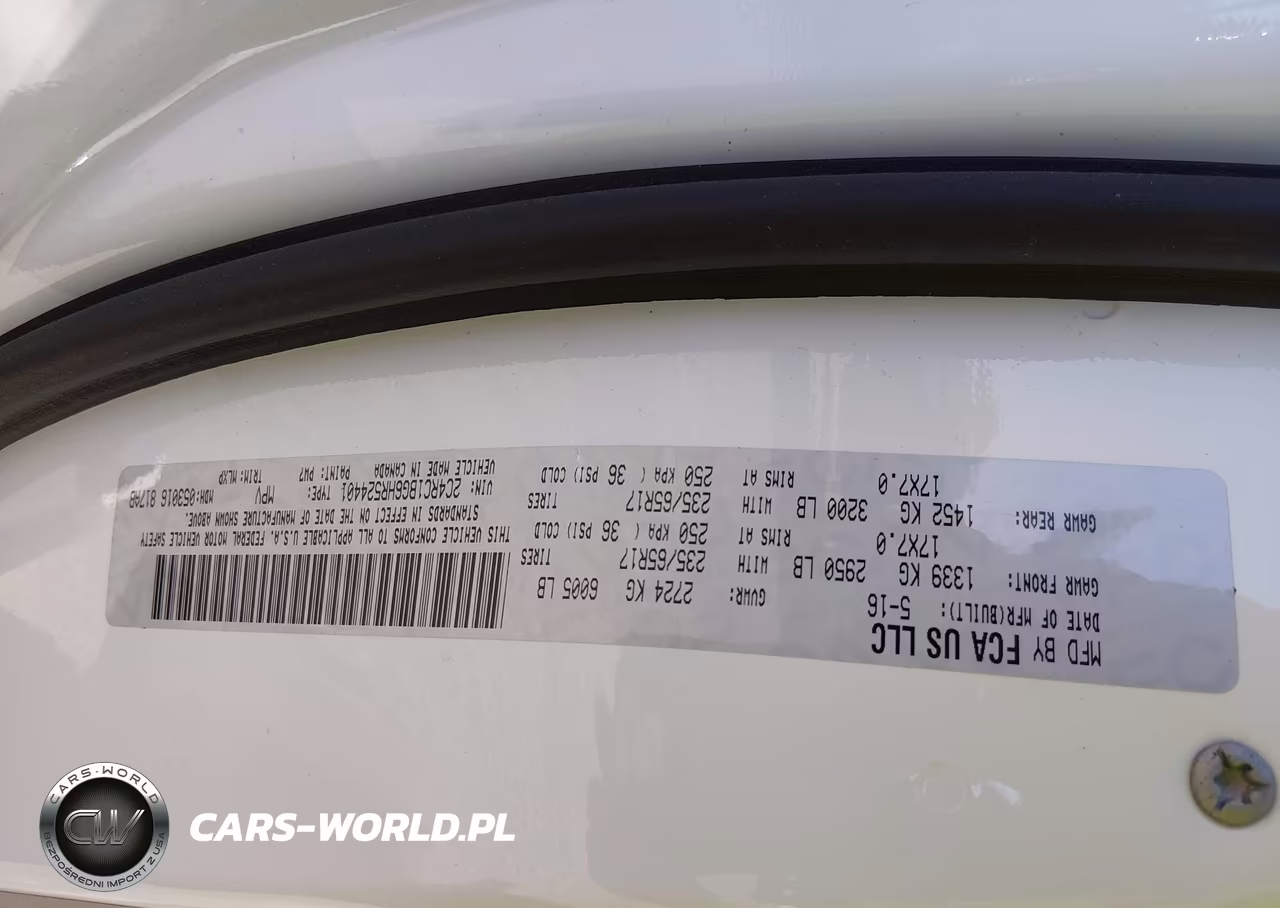 2017 Chrysler Pacifica Touring-L VIN:2C4RC1BG6HR524401 - 9
