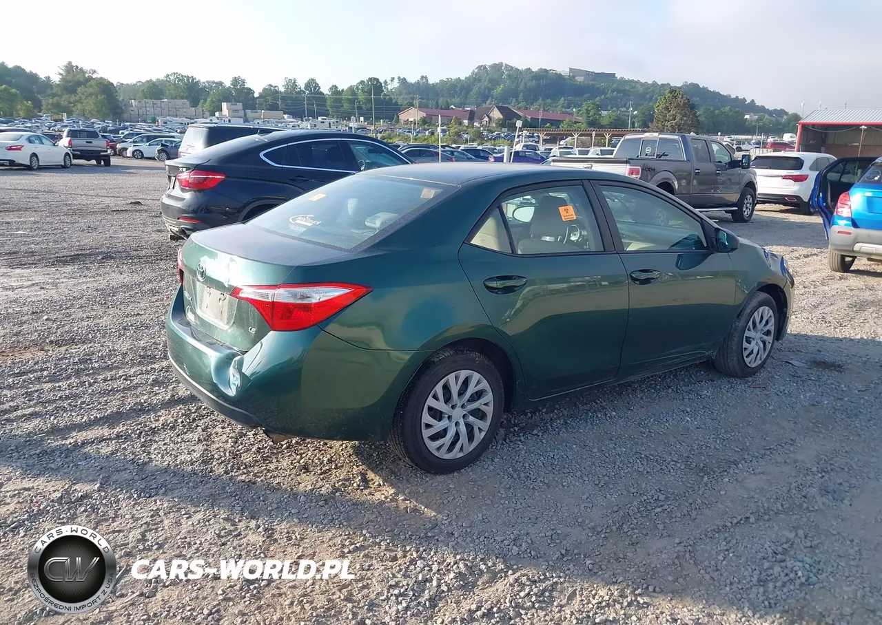 2015 Toyota Corolla Le VIN:2T1BURHEXFC472352 - 4