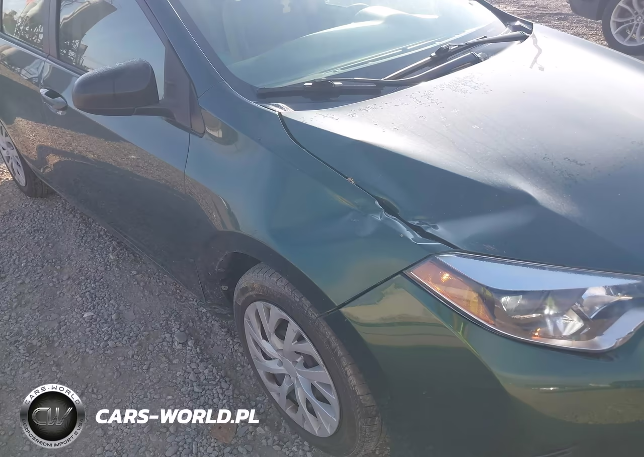 2015 Toyota Corolla Le VIN:2T1BURHEXFC472352 - 6