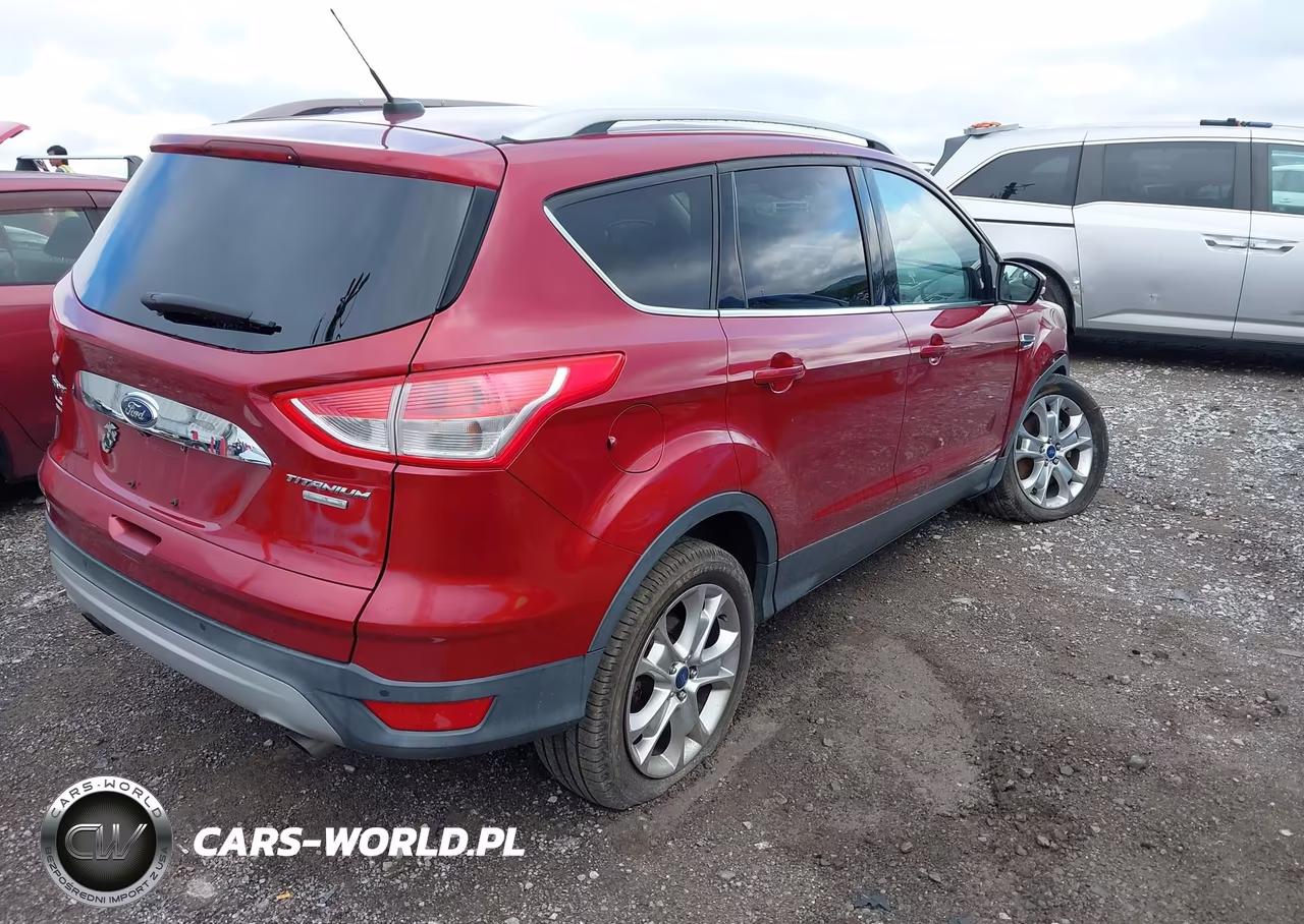 2015 Ford Escape Titanium VIN:1FMCU9J93FUB68697 - 4