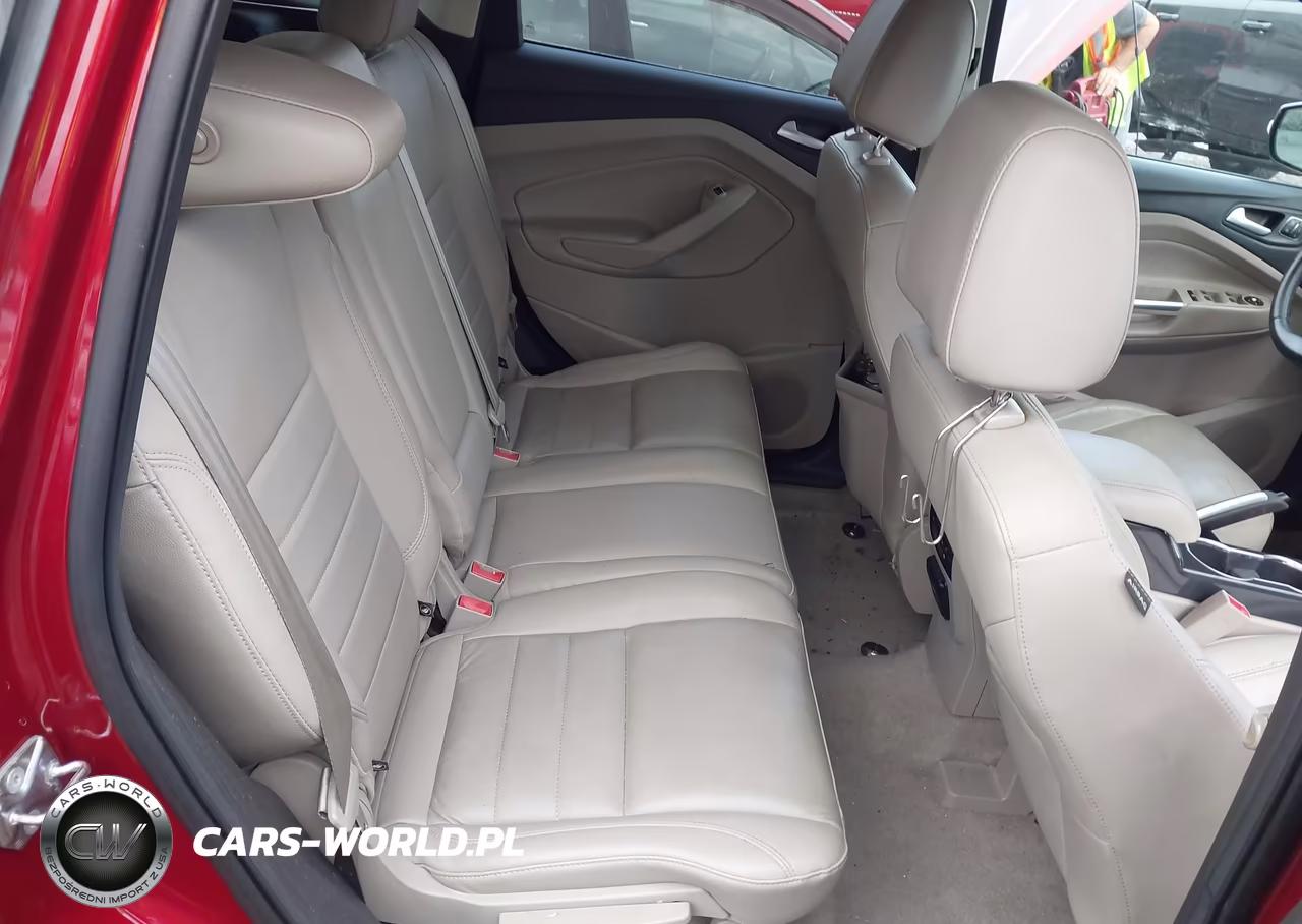 2015 Ford Escape Titanium VIN:1FMCU9J93FUB68697 - 8