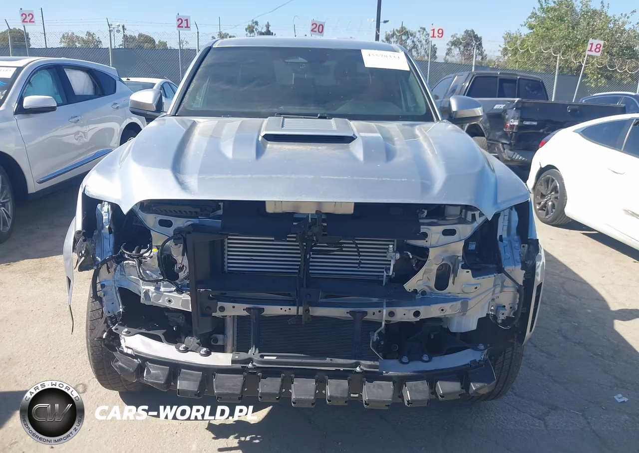 2024 Toyota Tacoma Trd Sport VIN:3TMKB5FN0RM008922 - 12