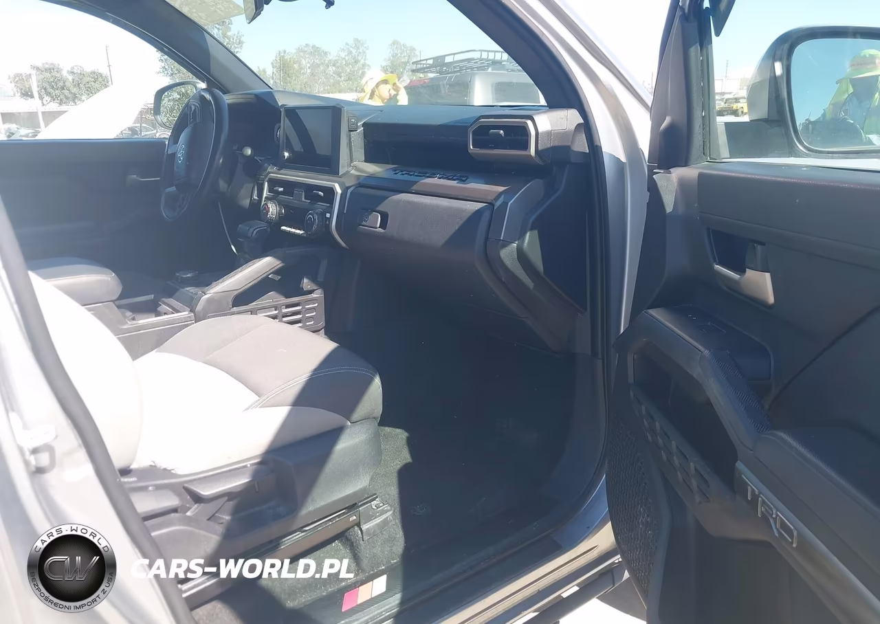 2024 Toyota Tacoma Trd Sport VIN:3TMKB5FN0RM008922 - 5