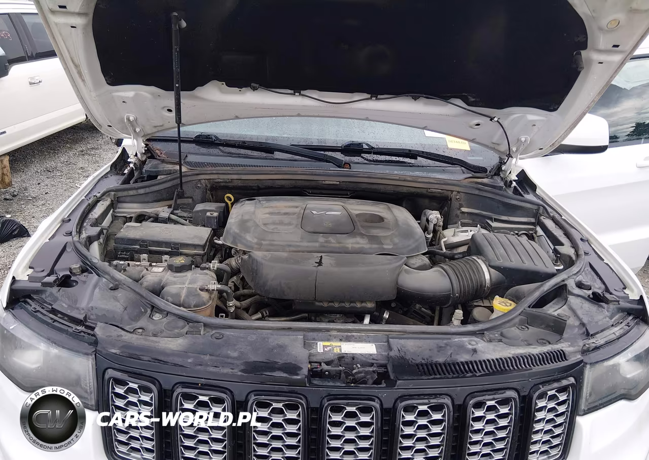 2018 Jeep Grand Cherokee Altitude 4X4 VIN:1C4RJFAG4JC180487 - 10