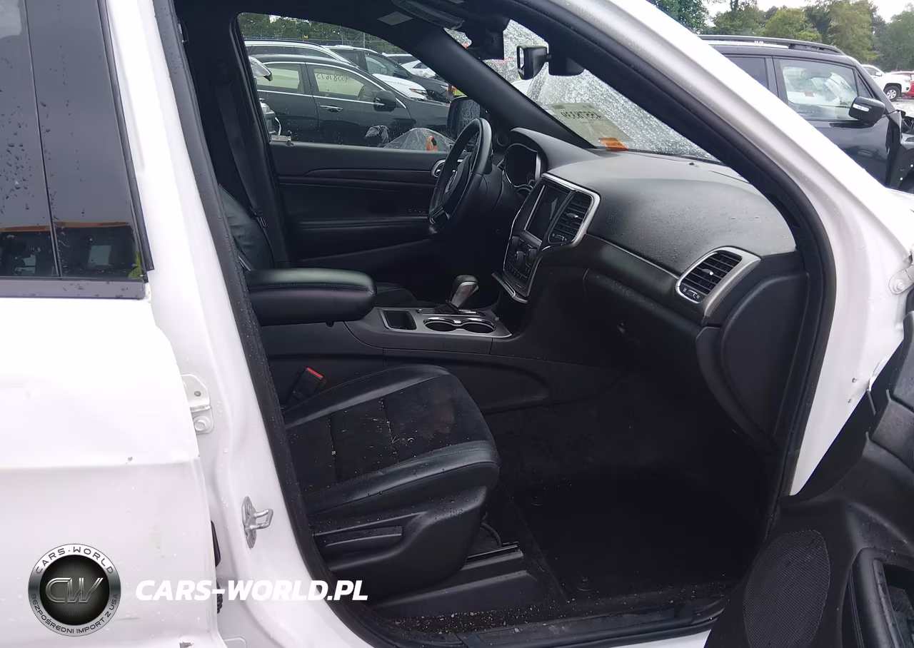 2018 Jeep Grand Cherokee Altitude 4X4 VIN:1C4RJFAG4JC180487 - 5