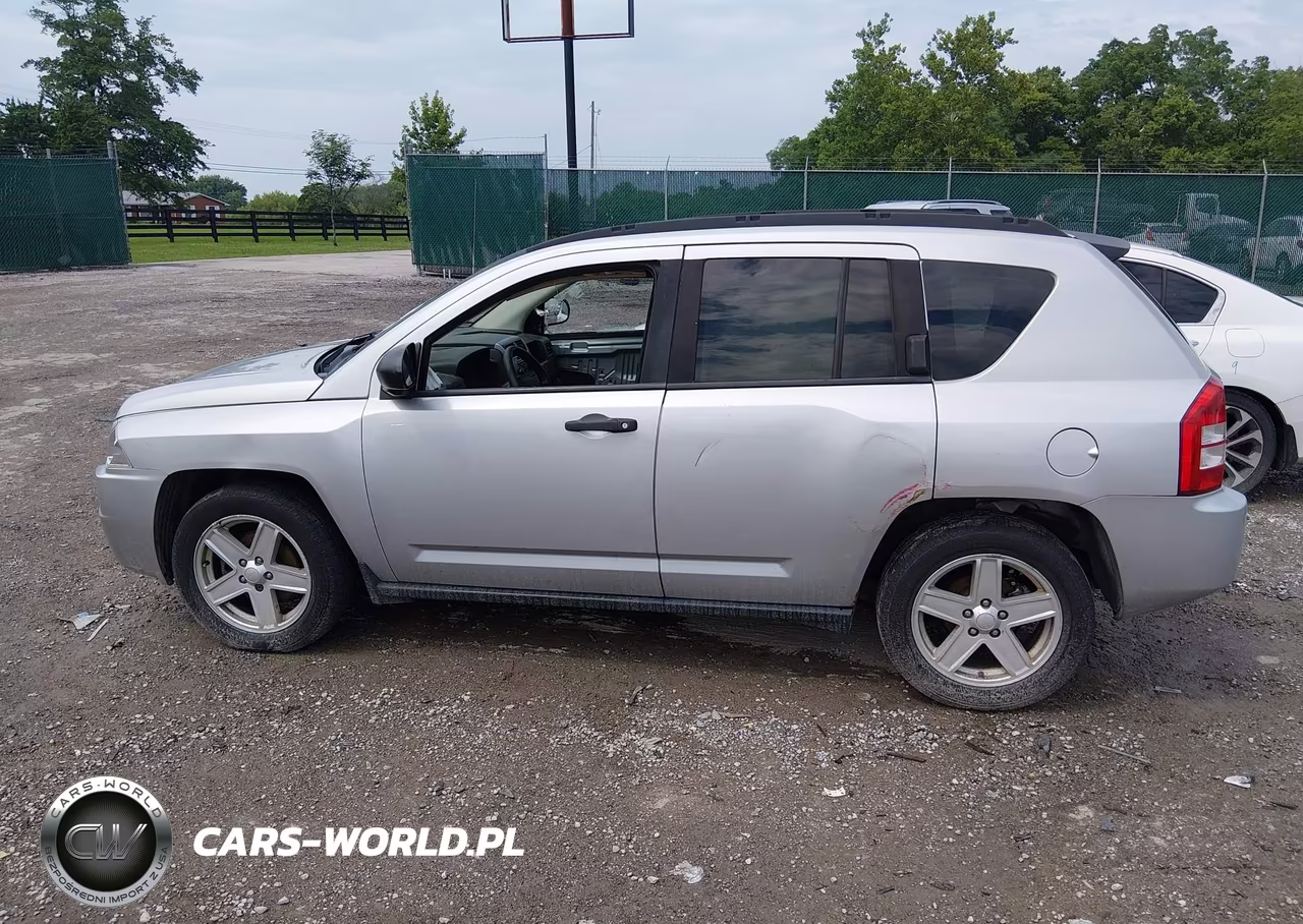 2007 Jeep Compass Sport VIN:1J8FT47WX7D119642 - 14
