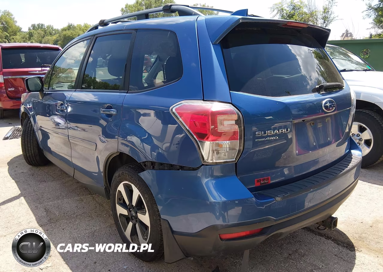 2018 Subaru Forester 2.5I Premium VIN:JF2SJAEC8JH426280 - 3