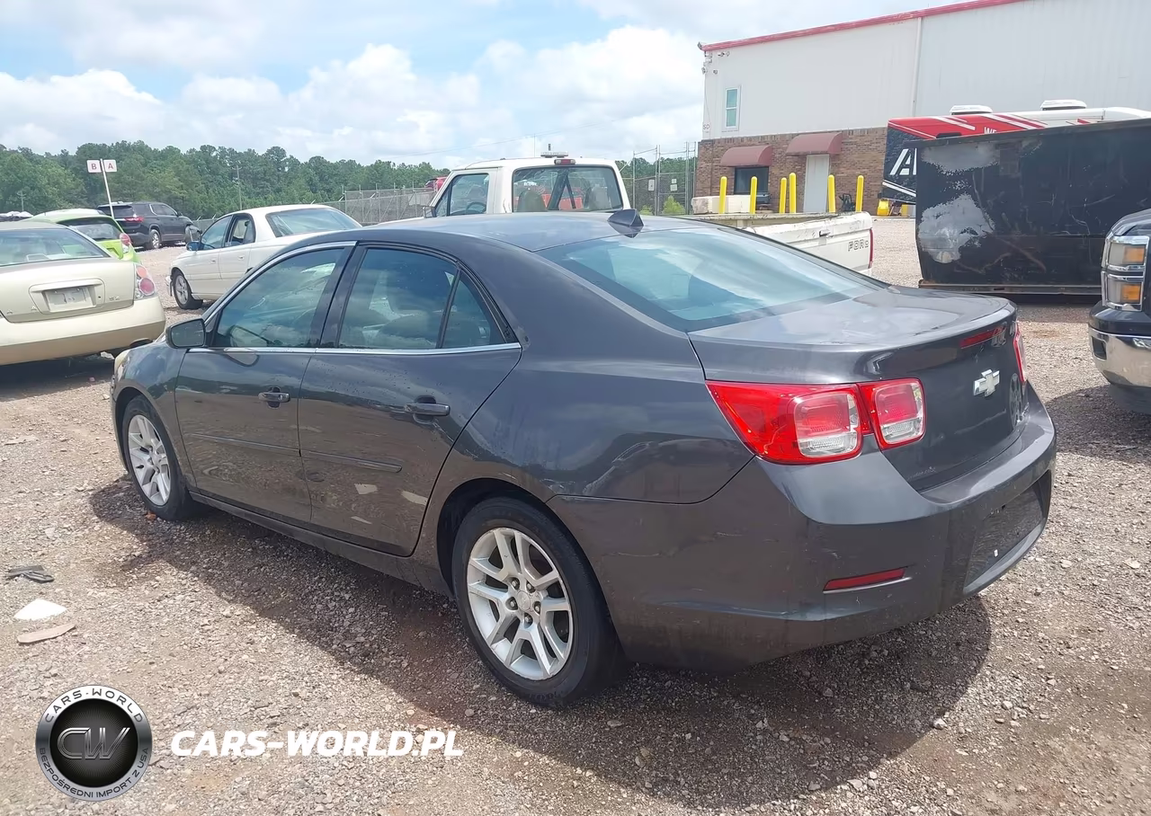 2013 Chevrolet Malibu 1Lt VIN:1G11C5SA7DF185660 - 3