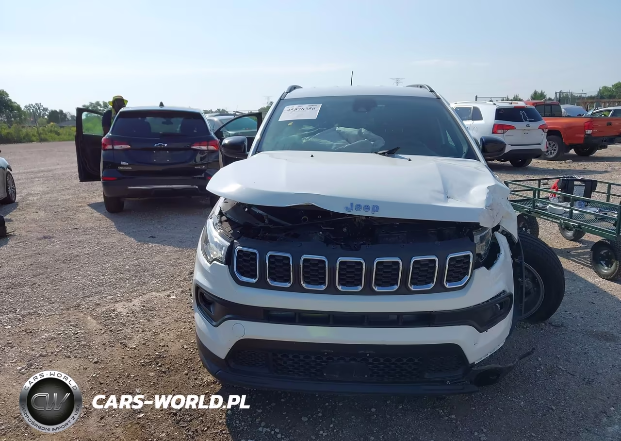 2024 Jeep Compass Latitude 4X4 VIN:3C4NJDBN1RT117038 - 12