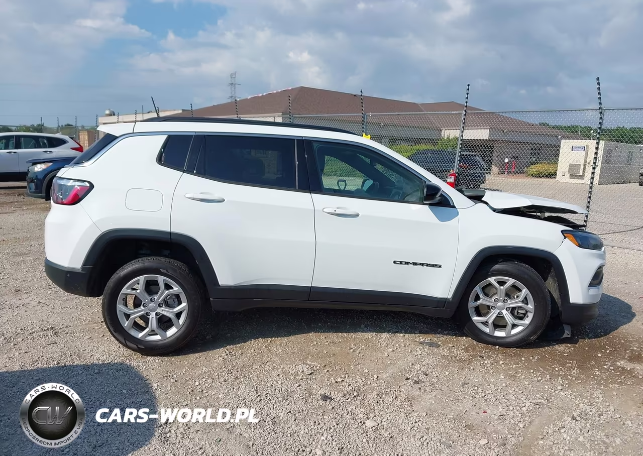 2024 Jeep Compass Latitude 4X4 VIN:3C4NJDBN1RT117038 - 13