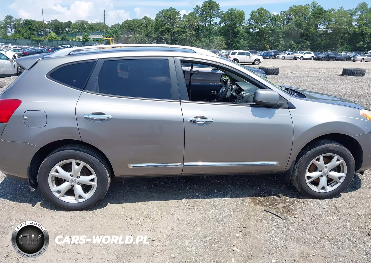 2011 Nissan Rogue Sv VIN:JN8AS5MV8BW686133 - 13