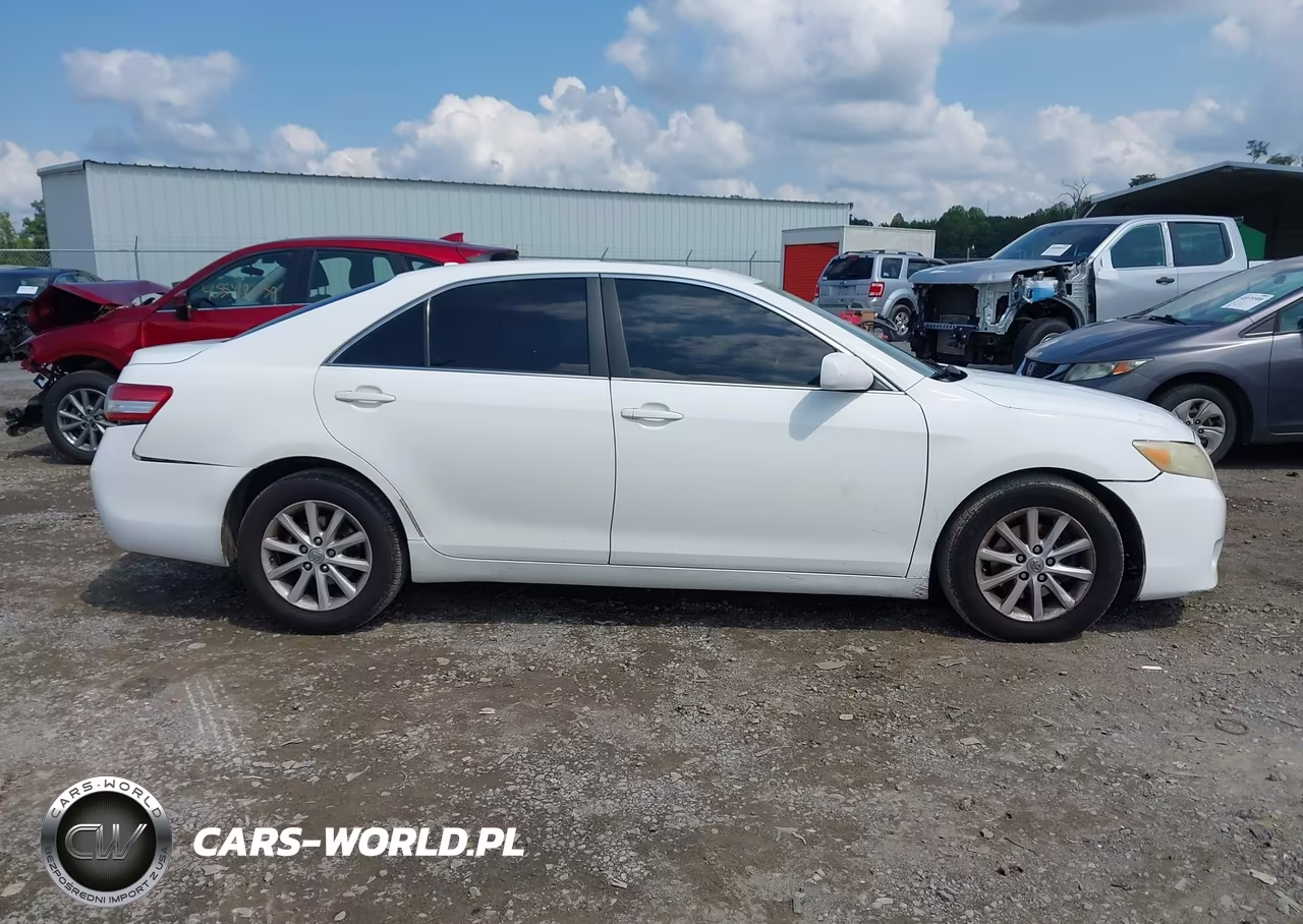 2011 Toyota Camry Xle VIN:4T1BF3EK6BU629112 - 13