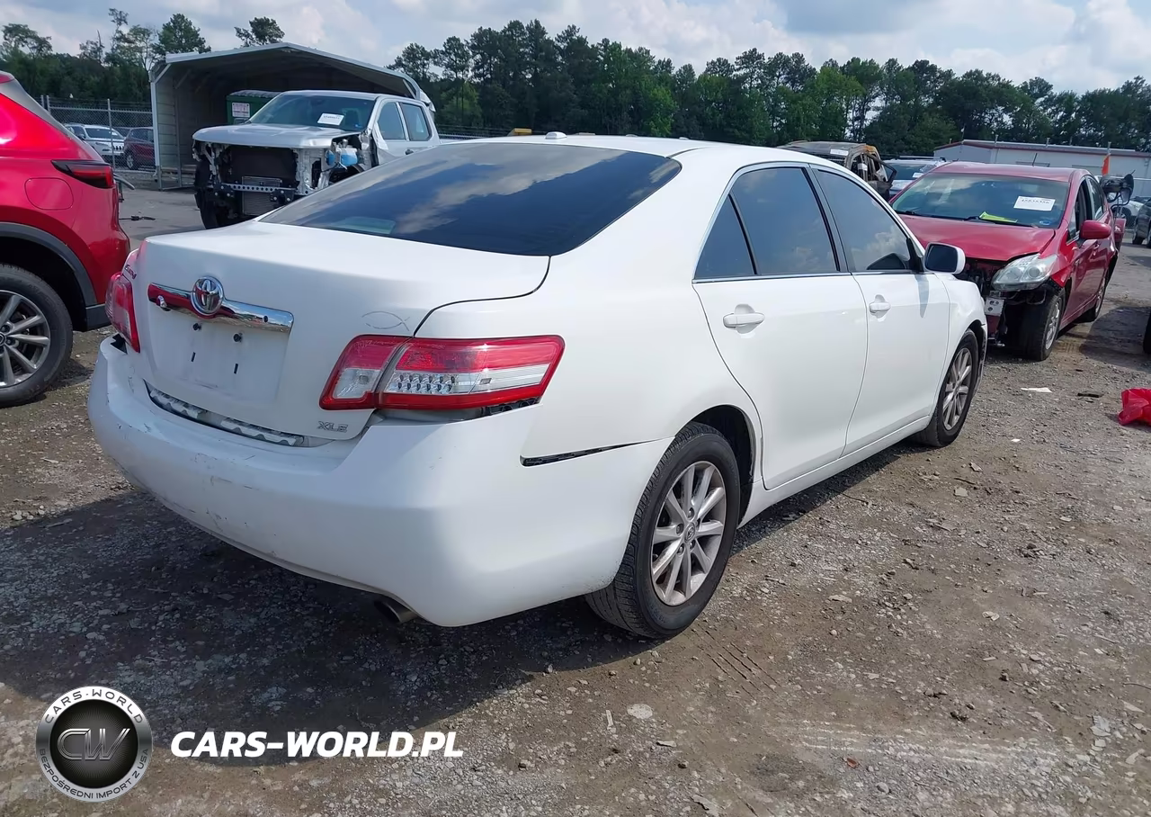 2011 Toyota Camry Xle VIN:4T1BF3EK6BU629112 - 4