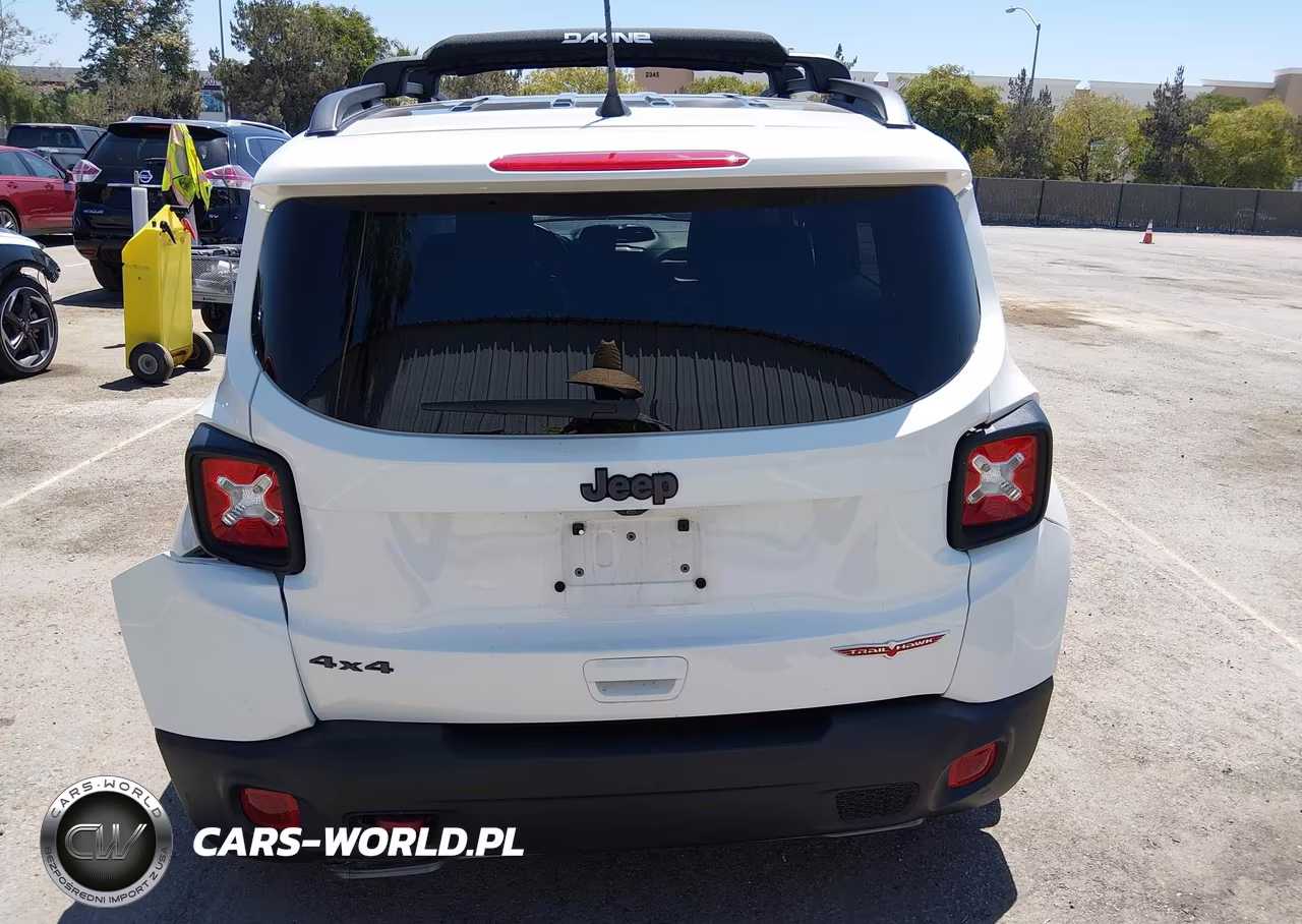 2021 Jeep Renegade Trailhawk 4X4 VIN:ZACNJDC17MPN28694 - 17