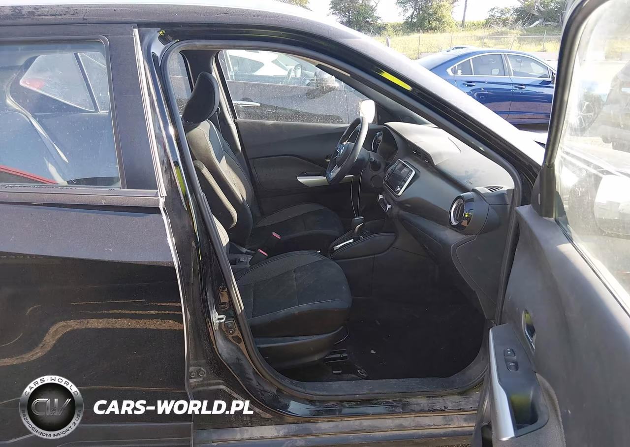 2018 Nissan Kicks Sv VIN:3N1CP5CUXJL544212 - 5