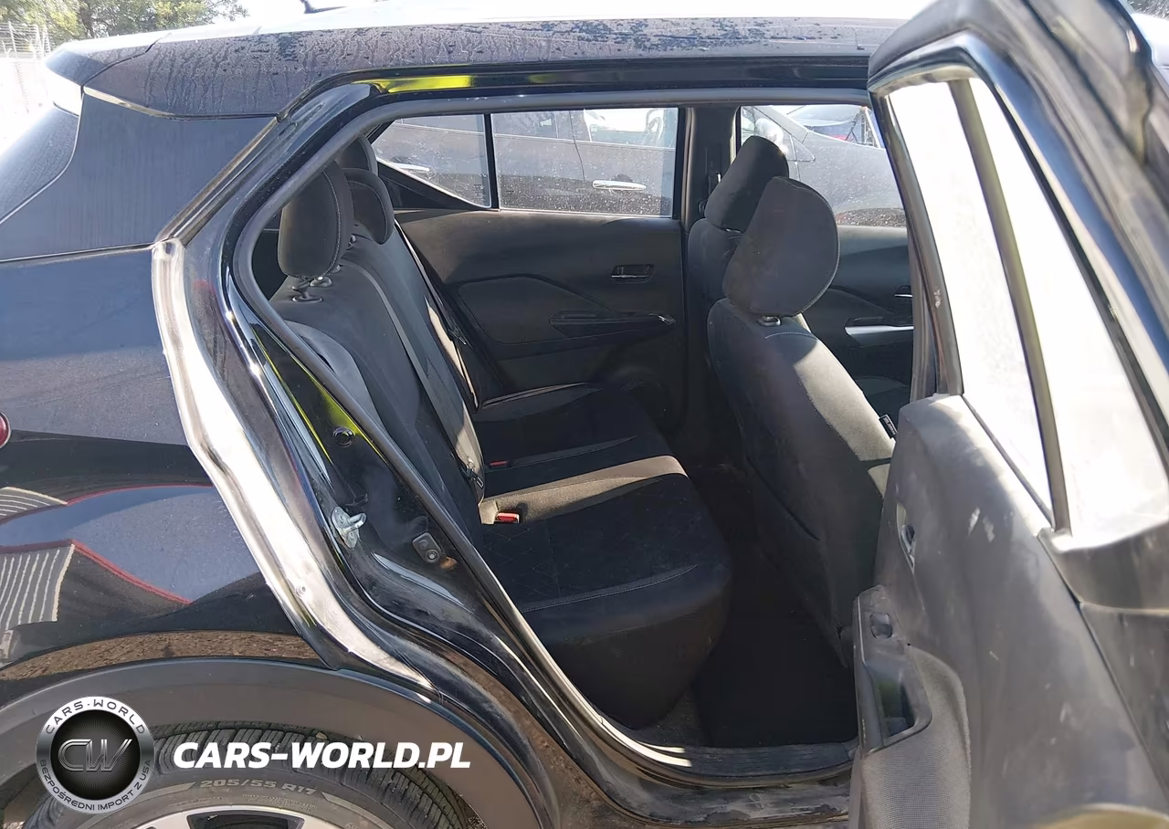 2018 Nissan Kicks Sv VIN:3N1CP5CUXJL544212 - 8