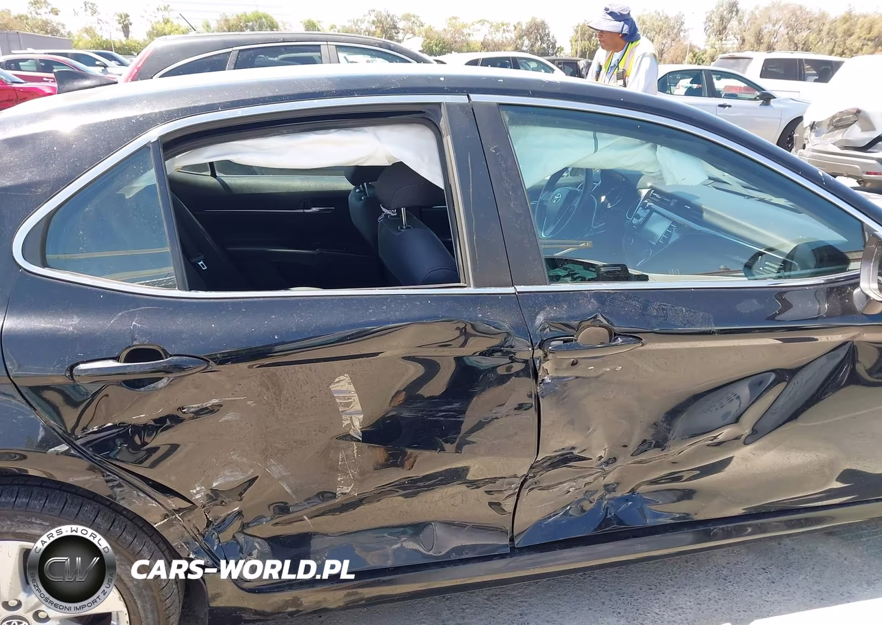 2019 Toyota Camry Le VIN:4T1B11HK2KU789793 - 6