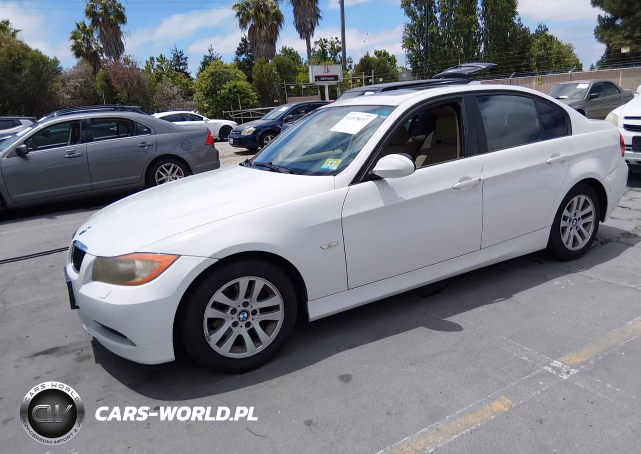 2007 BMW 328Xi VIN:WBAVC93537KX52280 - 2