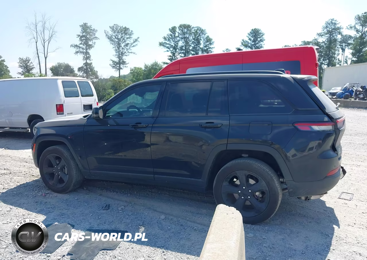 2025 Jeep Grand Cherokee Altitude X 4X2 VIN:1C4RJGAG6SC284275 - 14